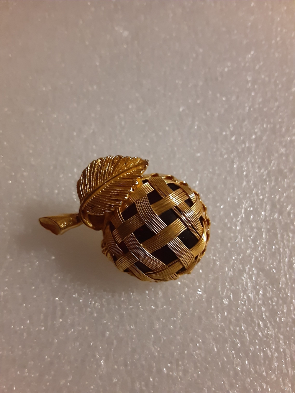 Vintage Gold Tone & Red Cabochon Apple Brooch Pin
